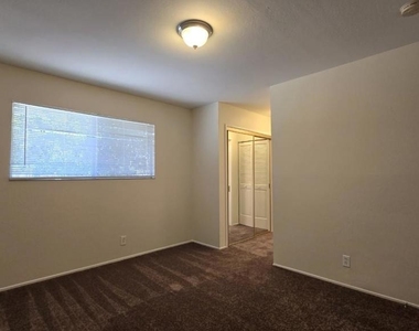 40622 Blacow Rd - Photo Thumbnail 2