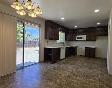 40622 Blacow Rd - Photo Thumbnail 8