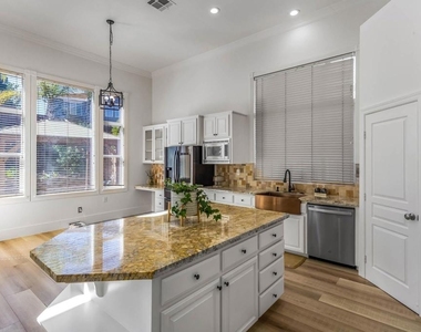5003 Nortonville Ct - Photo Thumbnail 8