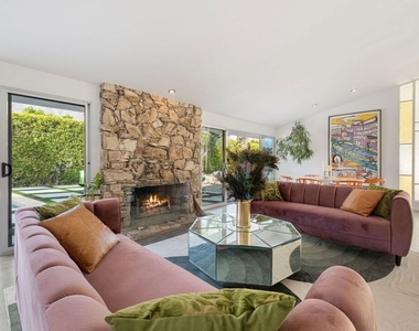 1155 E Mesquite Avenue - Photo Thumbnail 4
