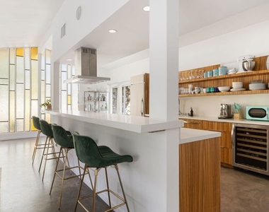 1155 E Mesquite Avenue - Photo Thumbnail 5