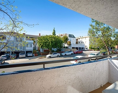 10982 Roebling Avenue - Photo Thumbnail 5