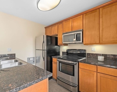10982 Roebling Avenue - Photo Thumbnail 4