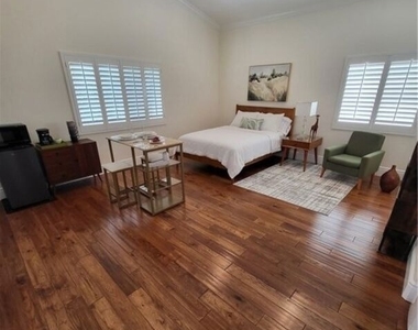 4956 Doman Avenue - Photo Thumbnail 7