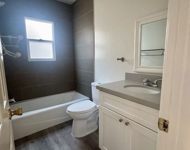 133 S Crescent Drive - Photo Thumbnail 11