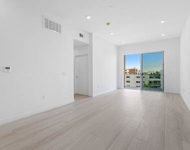 1650 Sawtelle Boulevard - Photo Thumbnail 4