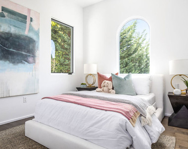 1642 Lindacrest Drive - Photo Thumbnail 16