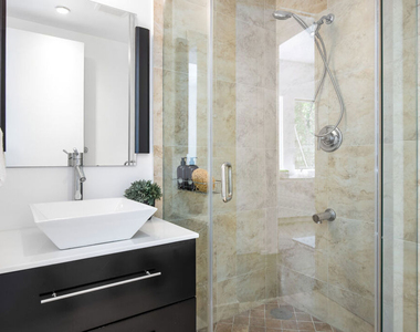 1642 Lindacrest Drive - Photo Thumbnail 17