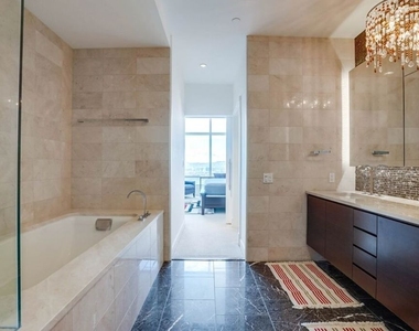 900 W Olympic Boulevard - Photo Thumbnail 19
