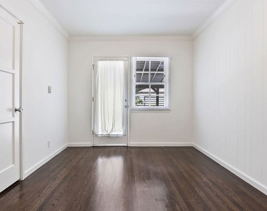 2519 Bentley Avenue - Photo Thumbnail 19