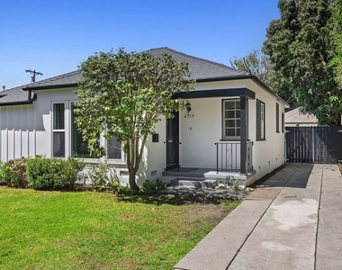 2519 Bentley Avenue - Photo Thumbnail 1