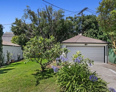 2519 Bentley Avenue - Photo Thumbnail 21