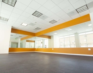 3460 W 7th Street - Photo Thumbnail 16