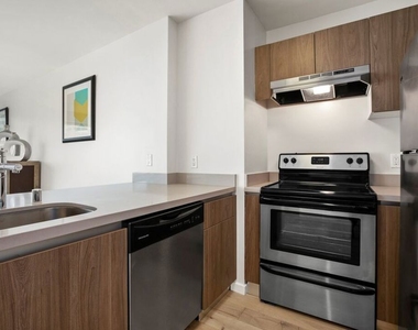 3460 W 7th Street - Photo Thumbnail 10