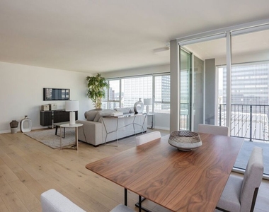 3460 W 7th Street - Photo Thumbnail 8