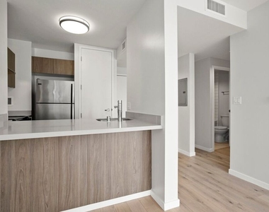 3460 W 7th Street - Photo Thumbnail 17