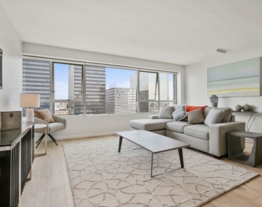 3460 W 7th Street - Photo Thumbnail 3