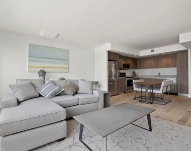 3460 W 7th Street - Photo Thumbnail 5