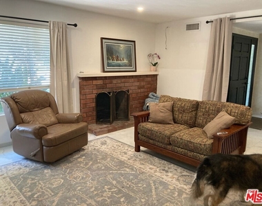 758 E Cypress Avenue - Photo Thumbnail 5