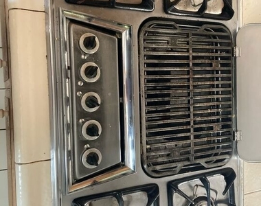 758 E Cypress Avenue - Photo Thumbnail 9