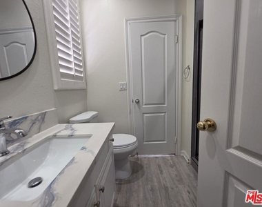 26913 Monterey Avenue - Photo Thumbnail 31