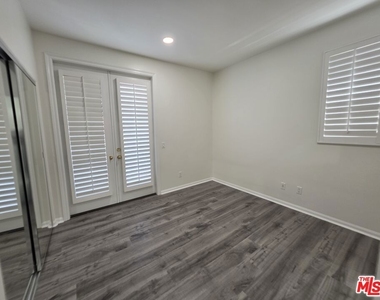 26913 Monterey Avenue - Photo Thumbnail 33