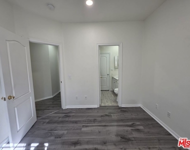 26913 Monterey Avenue - Photo Thumbnail 29