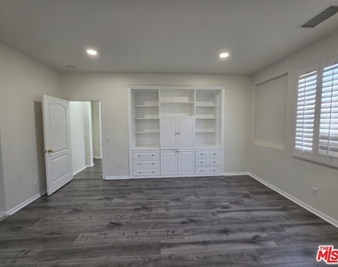 26913 Monterey Avenue - Photo Thumbnail 20
