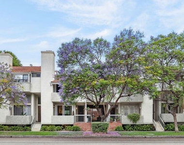 8611 Burton Way - Photo Thumbnail 67