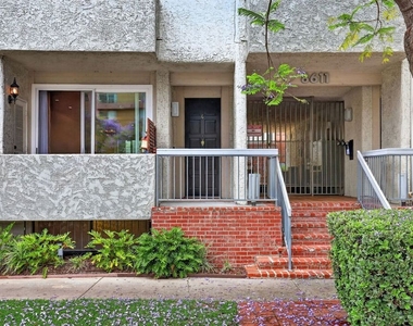 8611 Burton Way - Photo Thumbnail 1