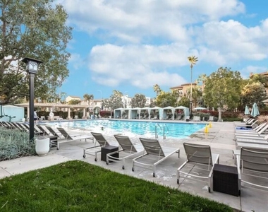 6020 Seabluff Drive - Photo Thumbnail 11