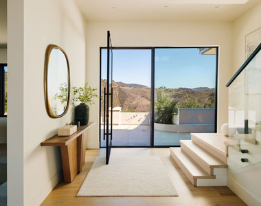 5811 Murphy Way - Photo Thumbnail 4