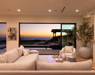 5811 Murphy Way - Photo Thumbnail 37