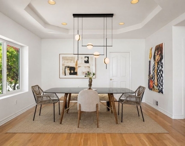 21630 Saddle Peak Road - Photo Thumbnail 3