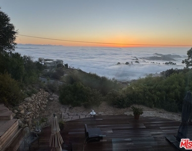 21630 Saddle Peak Road - Photo Thumbnail 25