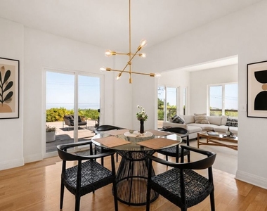 21630 Saddle Peak Road - Photo Thumbnail 5