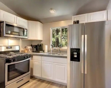 39219 Cedar Dell Road - Photo Thumbnail 20
