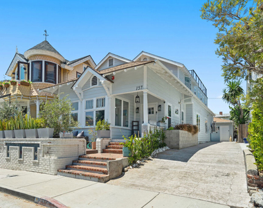 157 Hart Avenue - Photo Thumbnail 1