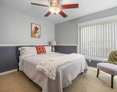 264 Turner - Photo Thumbnail 21