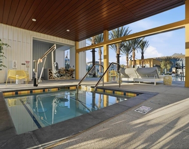 6030 Moonglow Drive - Photo Thumbnail 10
