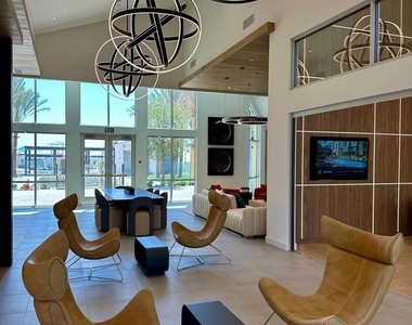 6030 Moonglow Drive - Photo Thumbnail 15