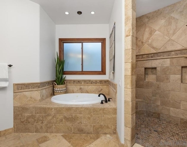 1554 Summit Avenue - Photo Thumbnail 18