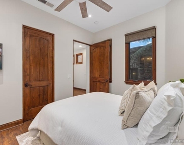 1554 Summit Avenue - Photo Thumbnail 21