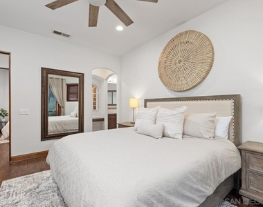 1554 Summit Avenue - Photo Thumbnail 16