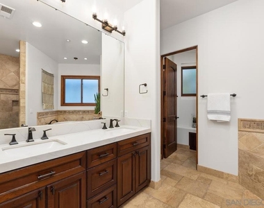 1554 Summit Avenue - Photo Thumbnail 17