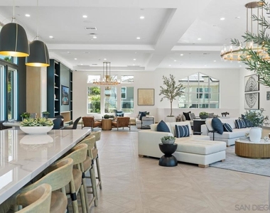 5050 Avenida Lugano - Photo Thumbnail 10