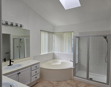 9480 Maler Rd - Photo Thumbnail 12