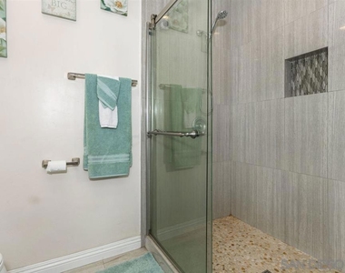 1704 Broadway - Photo Thumbnail 8