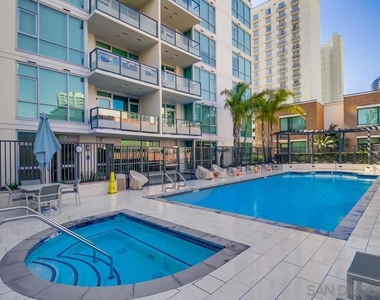 325 7th Ave - Photo Thumbnail 46