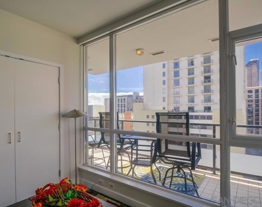 325 7th Ave - Photo Thumbnail 27